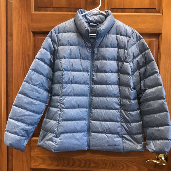 women's cirruslite down hooded jacket